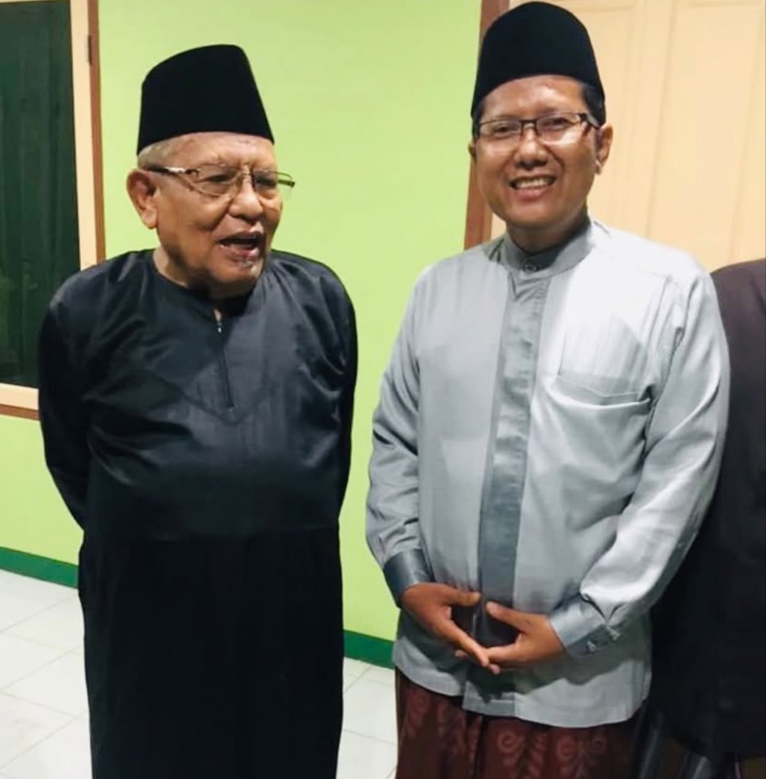 Kiai Cholil Nafis Sebut Wafatnya KH Syukron Makmun Tanda Berkurangnya Cahaya Ilmu Umat