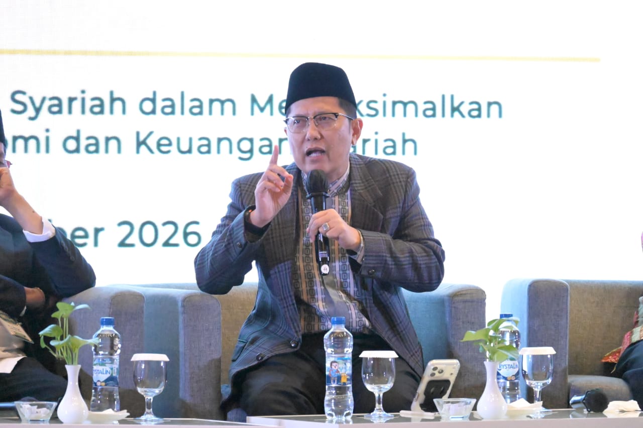 Kiai Cholil Nafis Minta Honorarium Dewan Pengawas Syariah Tidak di Bawah UMR