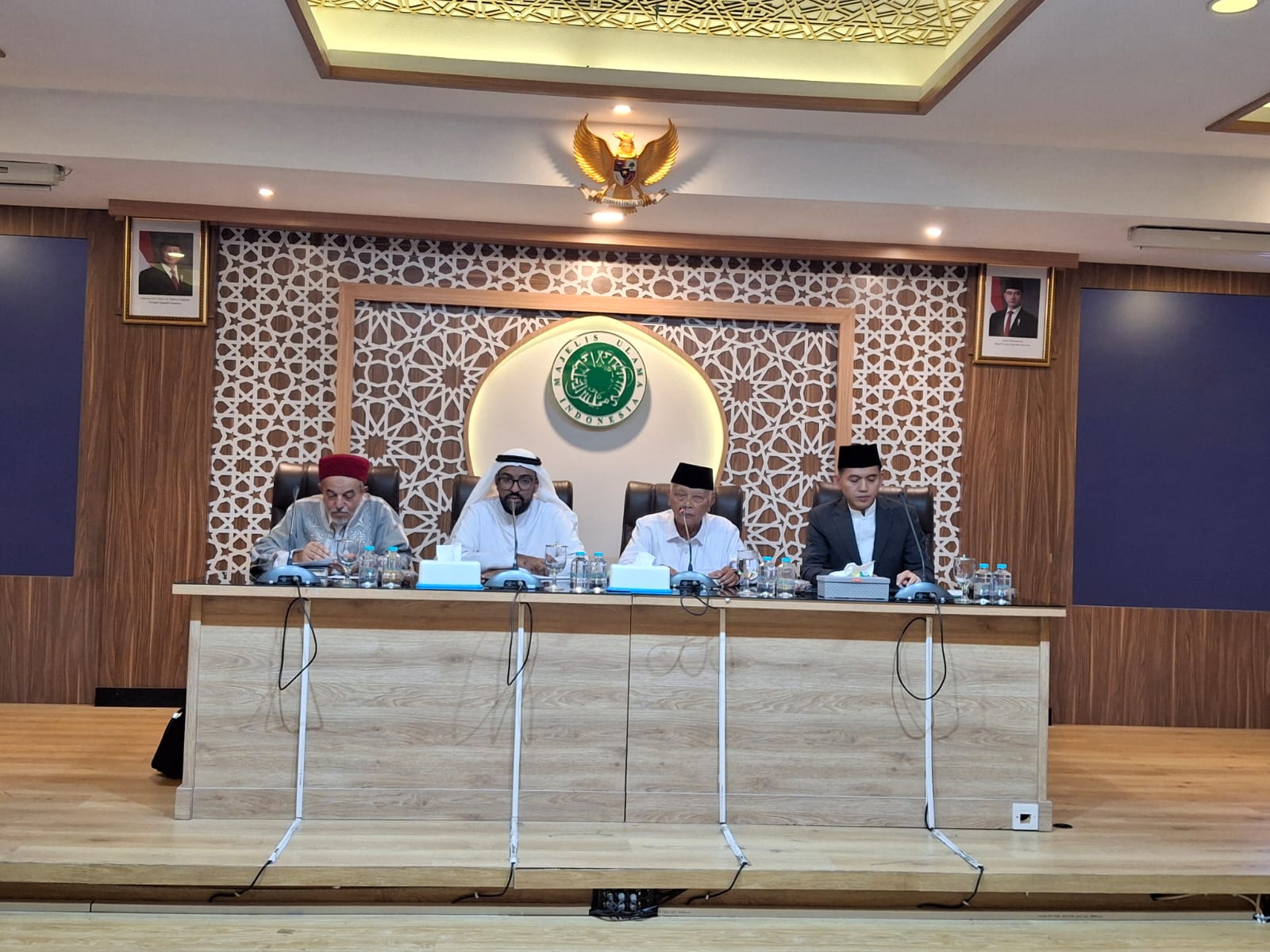 Ketum MUI Tegaskan Pentingnya Solidaritas Global: Penderitaan Umat Islam Dunia adalah Duka Kita Bersama